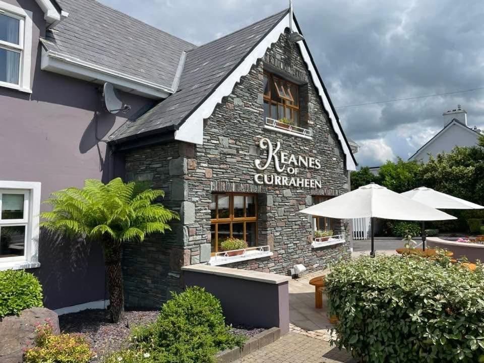 Keanes Of Curraheen, Bar, Restaurant & Accommodation Tralee Extérieur photo