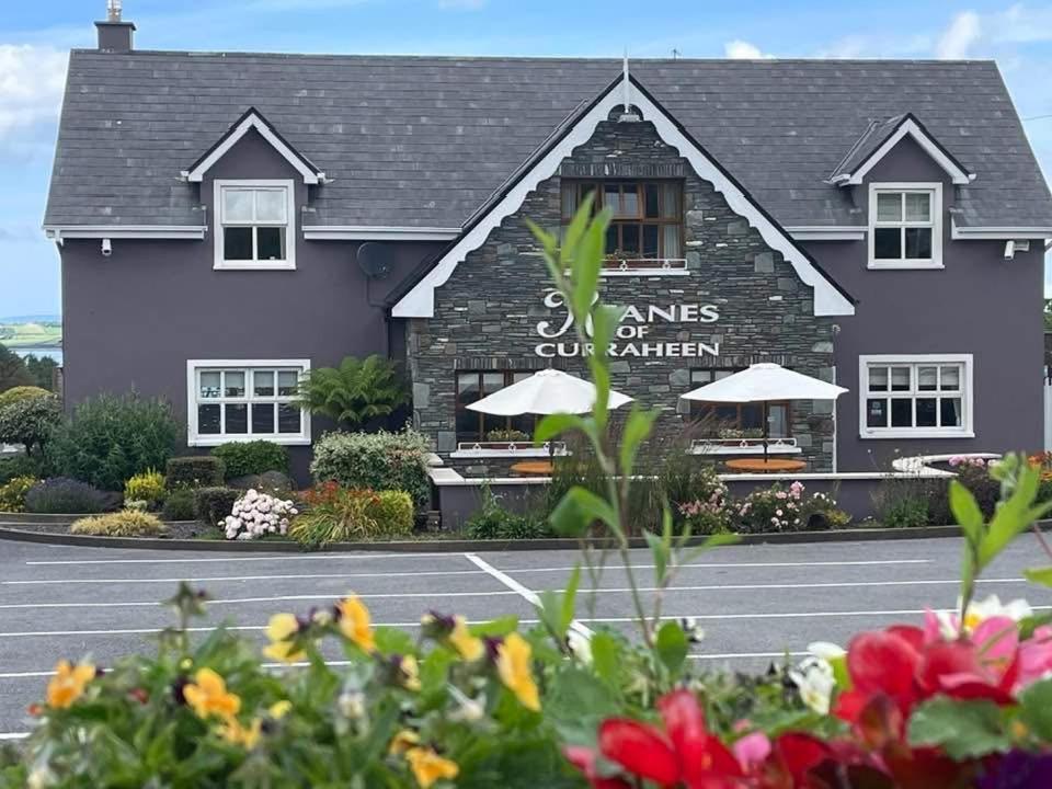 Keanes Of Curraheen, Bar, Restaurant & Accommodation Tralee Extérieur photo